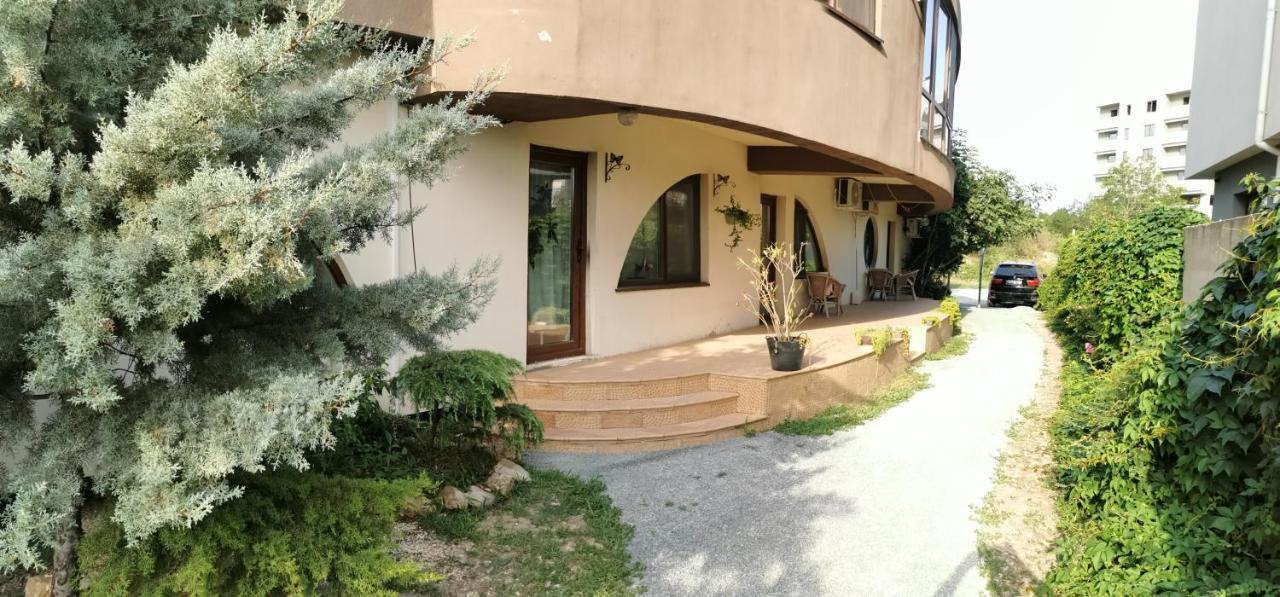 Vila Zuzette Hotel Constanta Luaran gambar